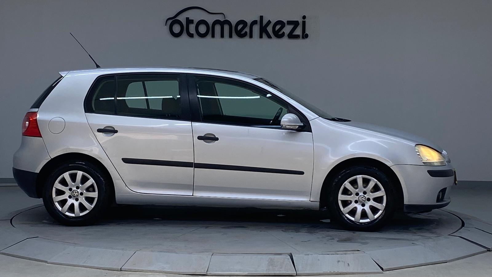 VOLKSWAGEN GOLF 7